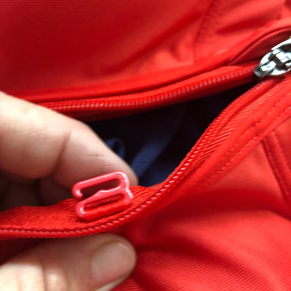 NWOT Champion sports bra size 38D - Picture 2 of 4